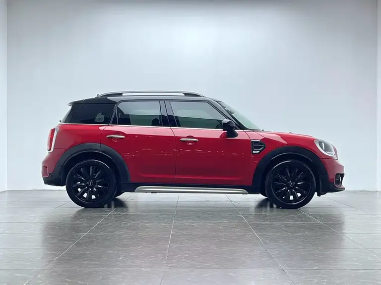 MINI COUNTRYMAN 1.5 T COOPER Artist Weekend Wagon