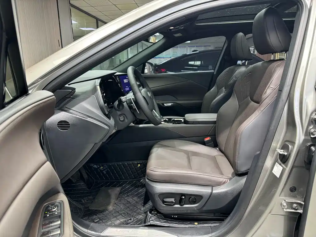 Lexus RX 350 h 4 WD Pure Enjoyment