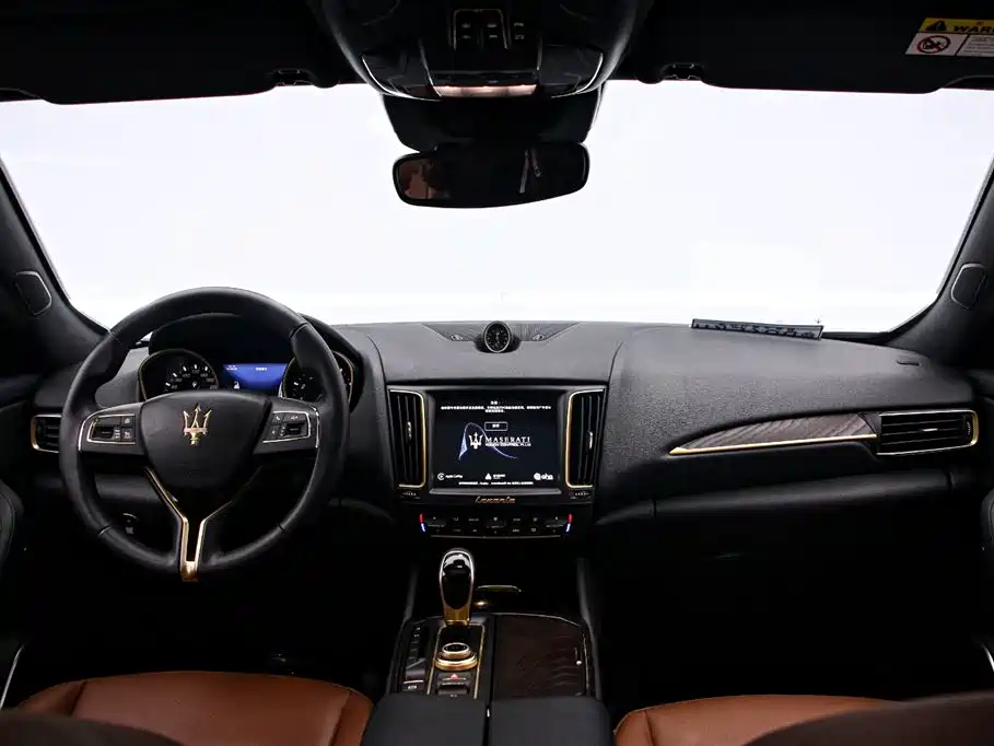 Levante 3.0 T Classic