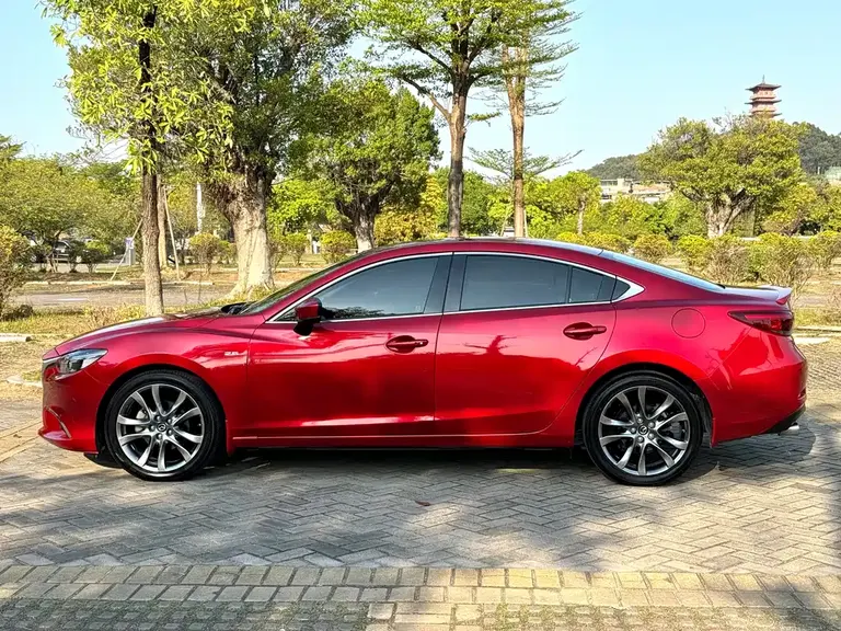 Mazda Atenza 2.5 L Blue Sky Sport CN-V