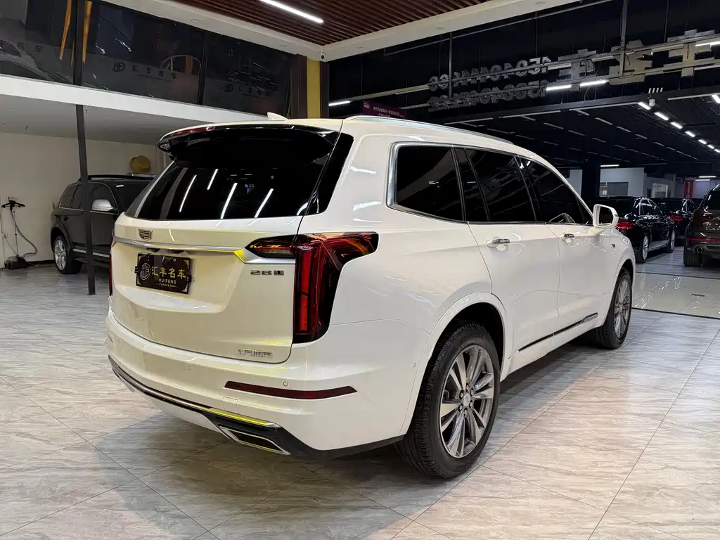 Cadillac XT6 28 T 6-seat 4 WD Luxury