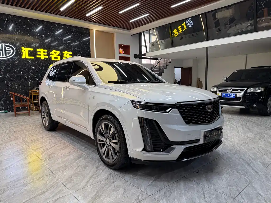 Cadillac XT6 28 T 6-seat 4 WD Luxury