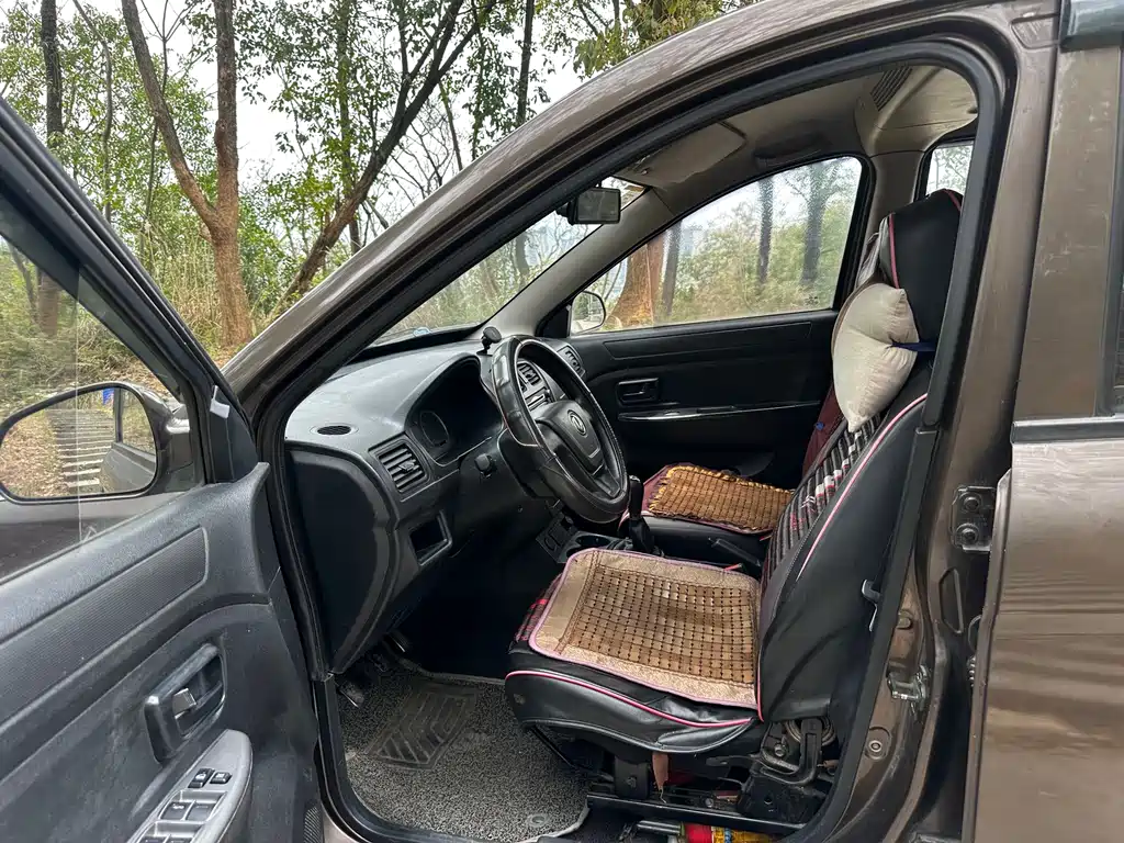 Fengguang 350 1.5 L Manual Basic
