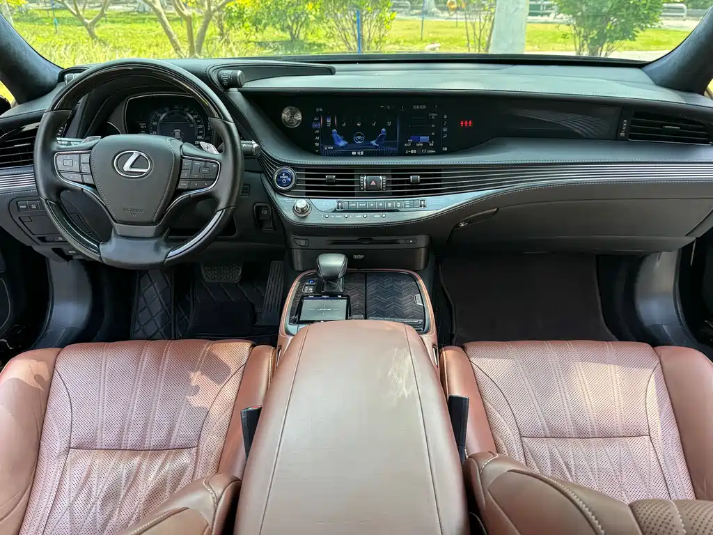 Lexus LS 500 h Executive CN-V