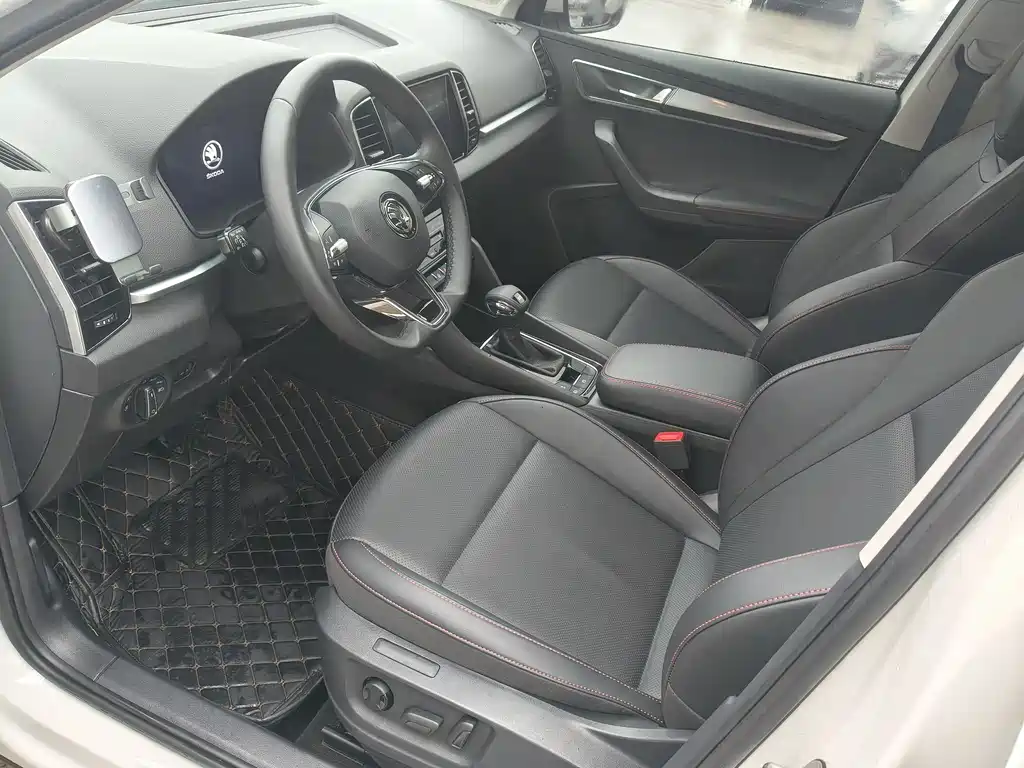 Karoq TSI280 Premium