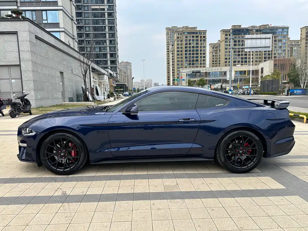 Mustang 2.3 L EcoBoost