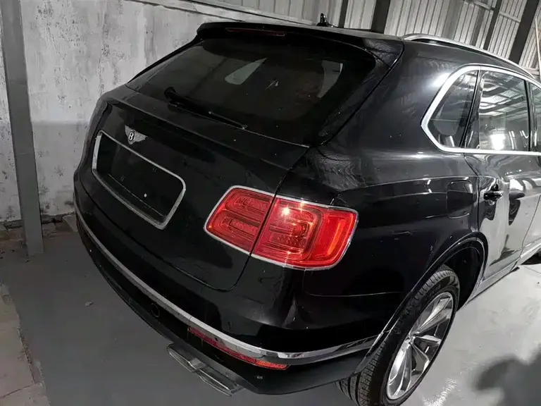 Bentley Bentayga 4.0 T V8
