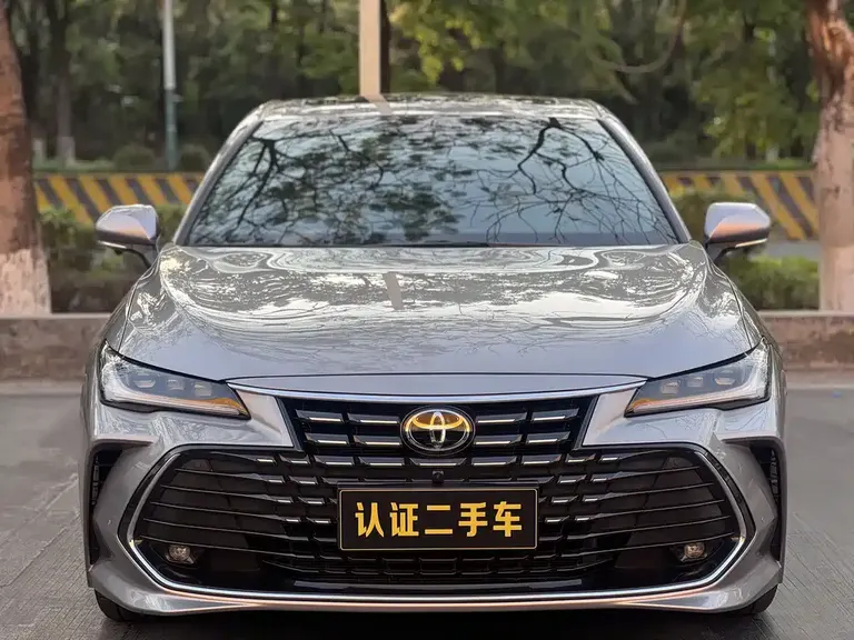 Toyota Avalon 2.0 L Progressive