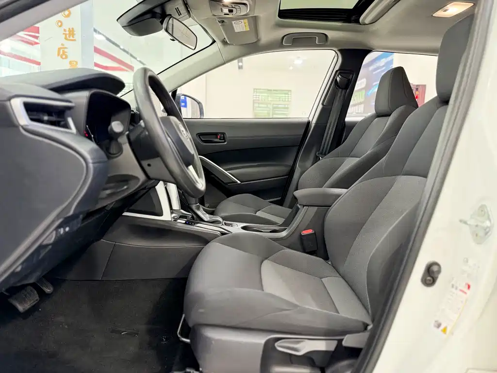 Frontlander 2.0 L CVT Leading