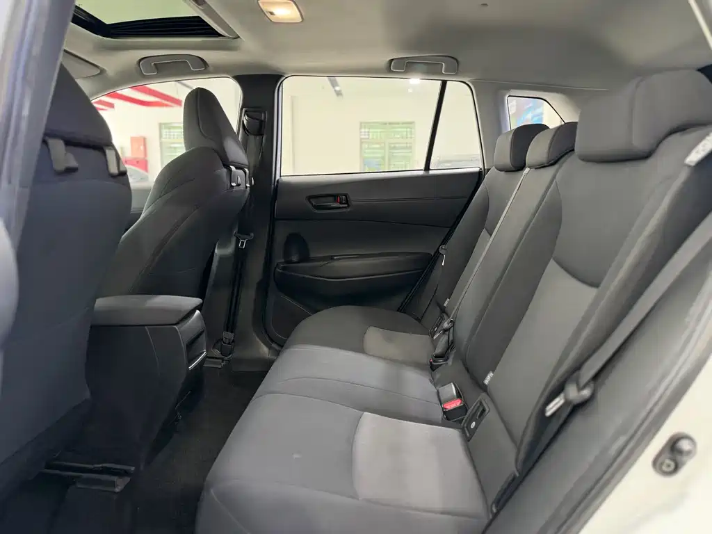 Frontlander 2.0 L CVT Leading