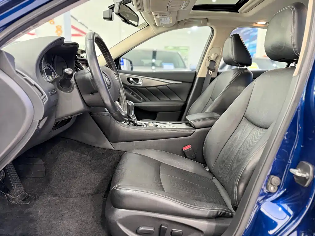 Infiniti Q50 L 2.0 T Progressive