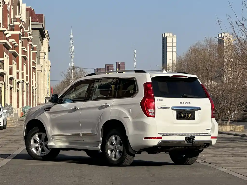 Haval H9 2.0 T 4 WD Luxury 7-seat
