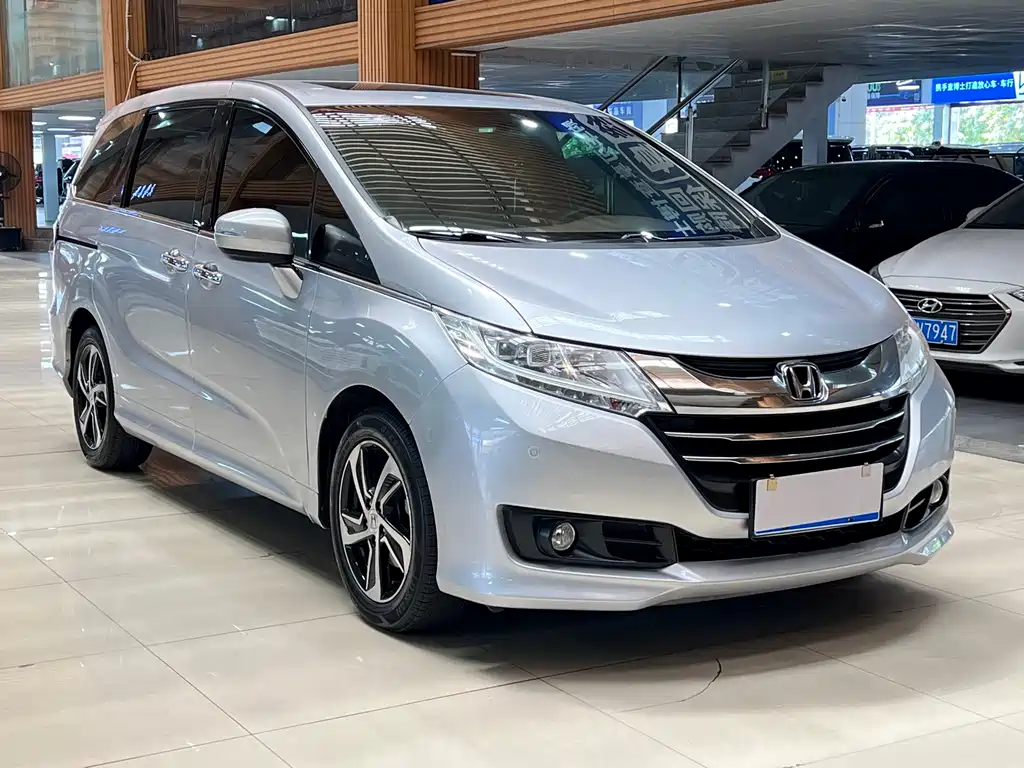 Odyssey Facelift 2.4 L Smart Enjoyment