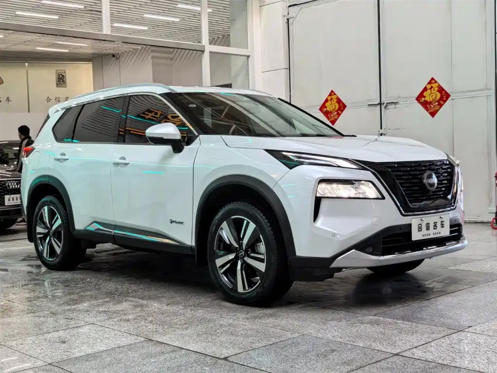 X-Trail e-POWER Super Hybrid Dual Motor 4 WD Supreme