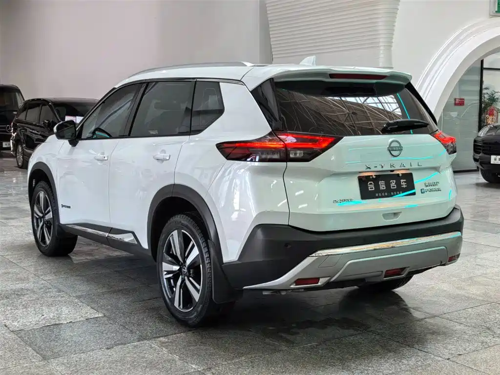 X-Trail e-POWER Super Hybrid Dual Motor 4 WD Supreme