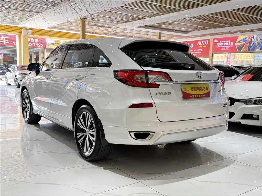 Avancier 370 TURBO 2 WD Luxury