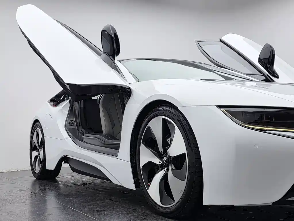 BMW i8 Standard