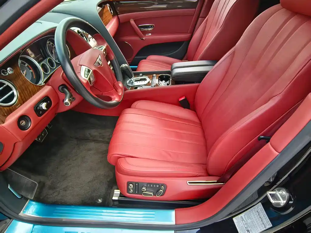 Flying Spur 4.0 T V8 Distinguished