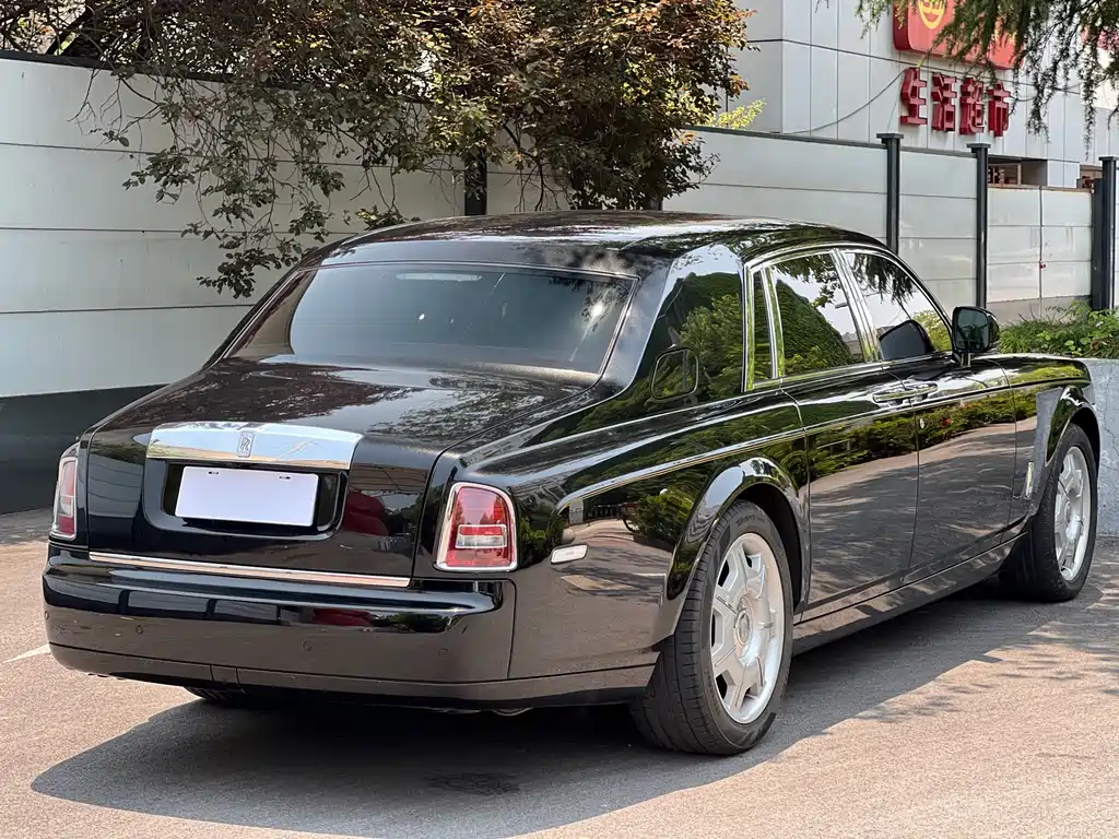 Phantom 6.7 L Standard