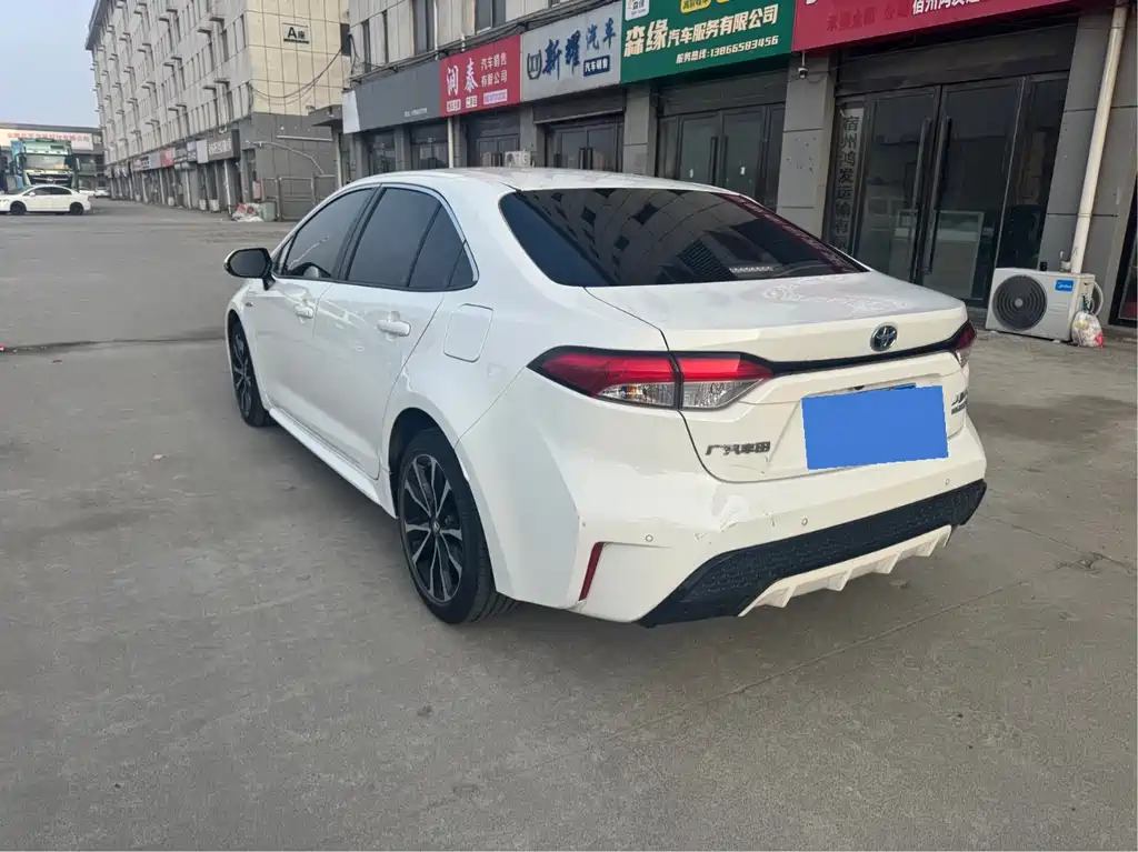 Levin Dual Engine 1.8 H E-CVT Sport