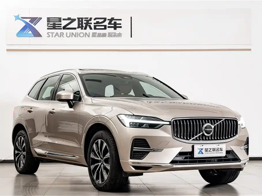 Volvo XC60 B5 4 WD Smart Vision Luxury