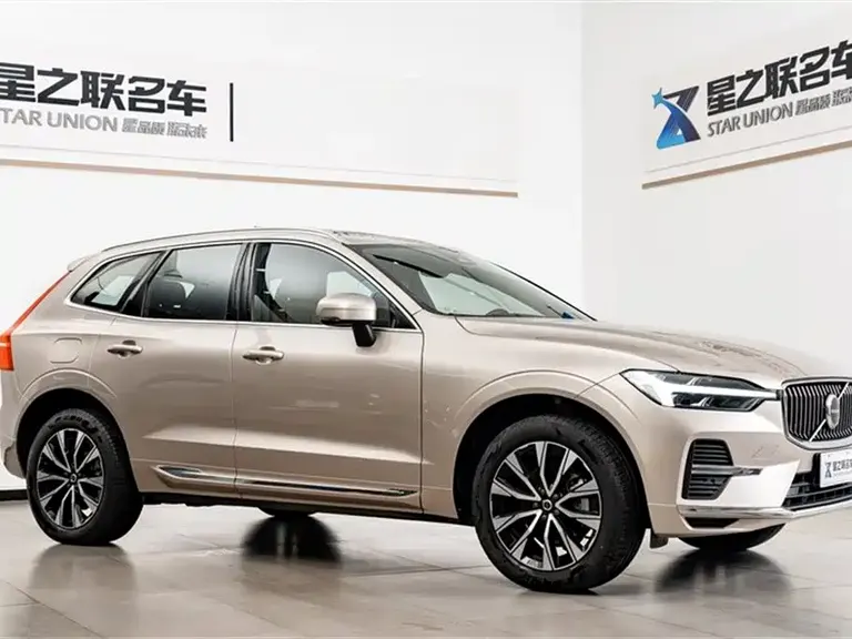 Volvo XC60 B5 4 WD Smart Vision Luxury