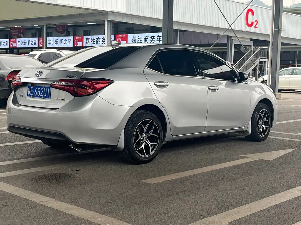Levin Facelift Dual Engine 1.8 H GS E-CVT Elite Sunroof CN-V