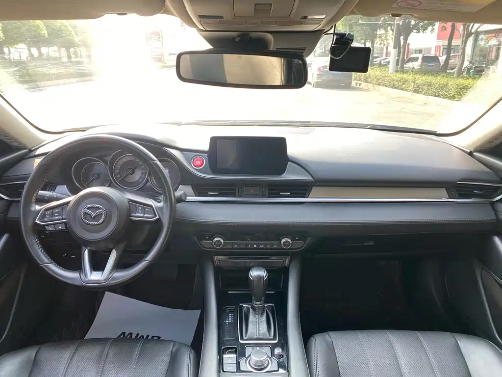 Atenza 2.5 L Blue Sky Sport