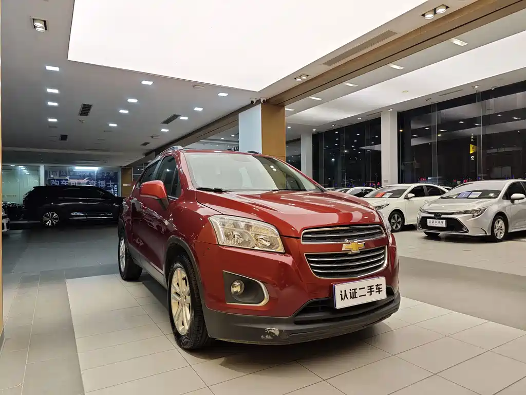 Tracker 1.4 T Auto 2 WD Comfort Sunroof