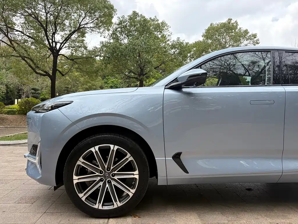 Changan UNI-K 2.0 T Distinguished