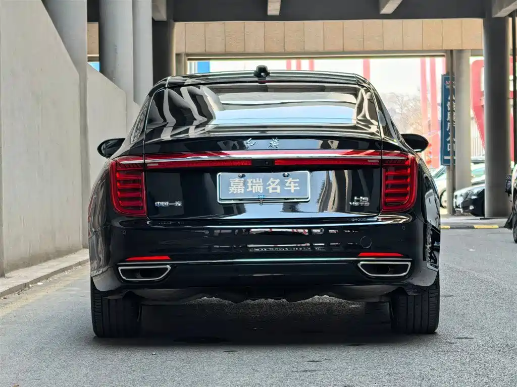 Hongqi H9 2.0 T Connected Flagship Enjoyment