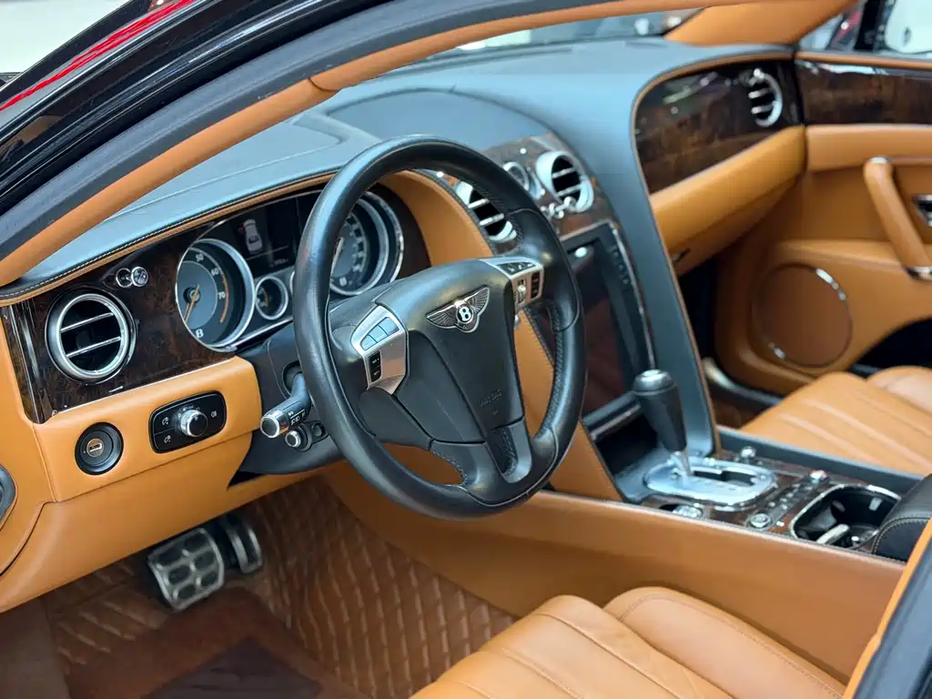 Flying Spur 4.0 T V8 Standard