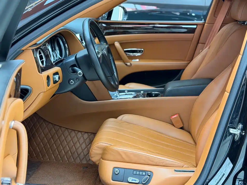 Flying Spur 4.0 T V8 Standard