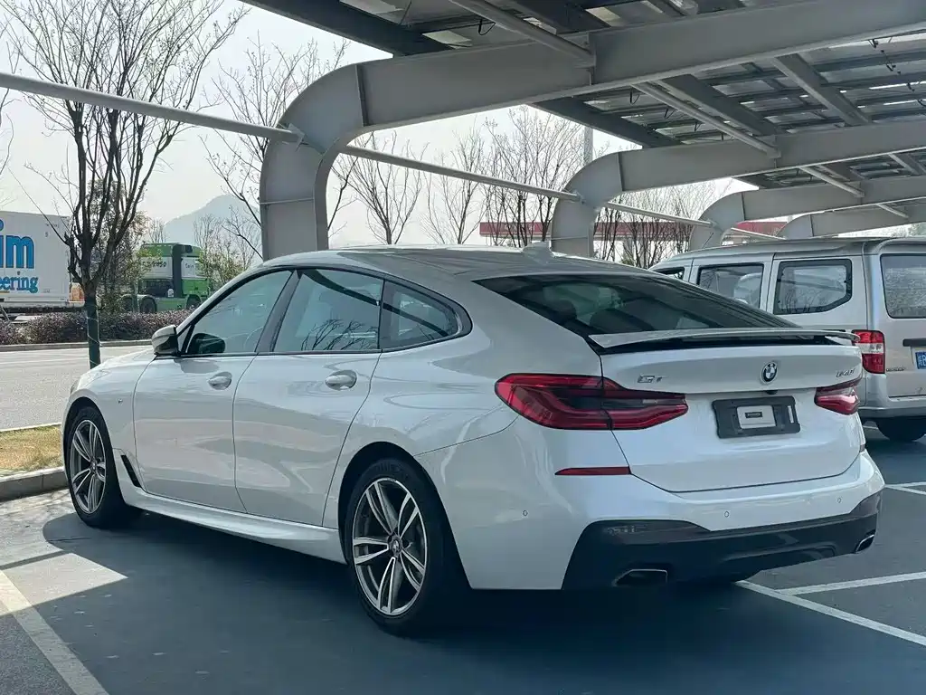 BMW 6 Series GT 630 i M Sport Package