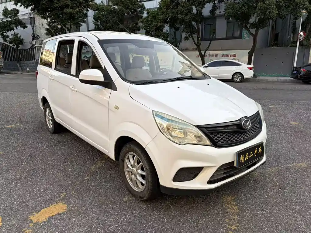 BAIC Huansu H2 H2 E 1.5 L Fashion BJ415 B