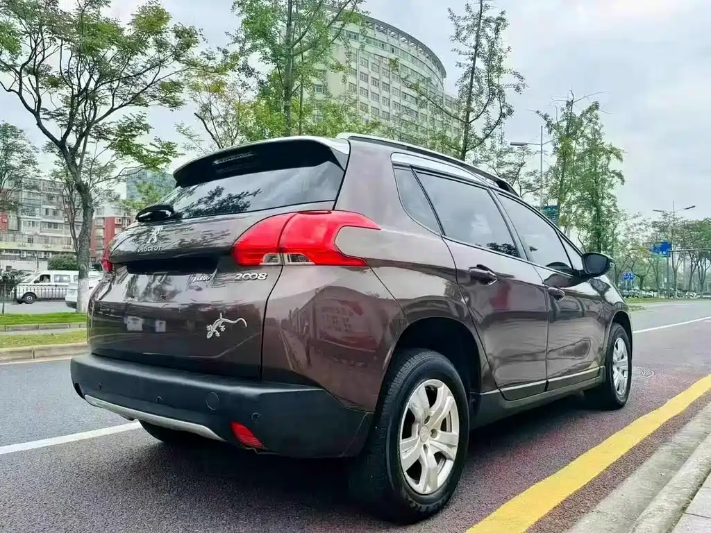 Peugeot 2008 2014 1.6 L Auto Trendy