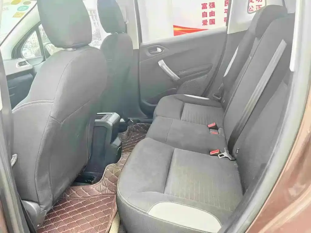 Peugeot 2008 2014 1.6 L Auto Trendy