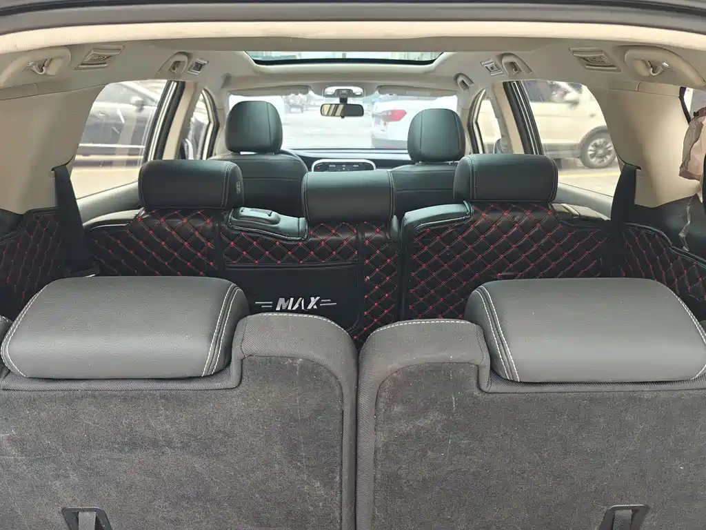Song MAX 1.5 T Auto Connected Elite 7-seat
