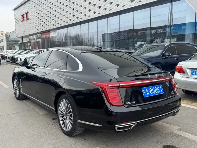 Hongqi H9 2.0 T Connected Flagship Enjoyment