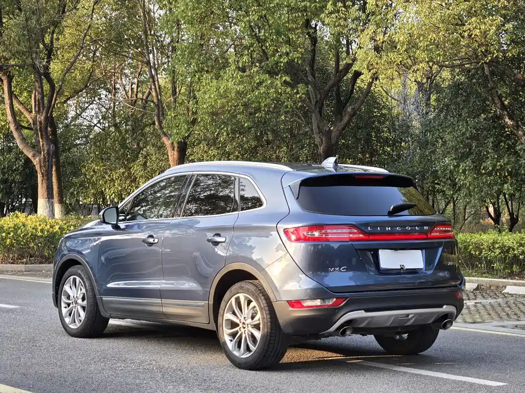 Lincoln MKC 2.0 T 4 WD Honor Shine