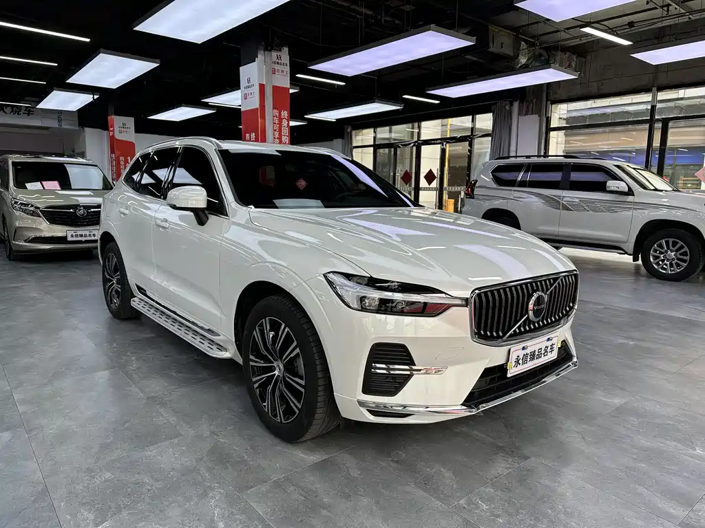 Volvo XC60 B5 4 WD Smart Vision Luxury