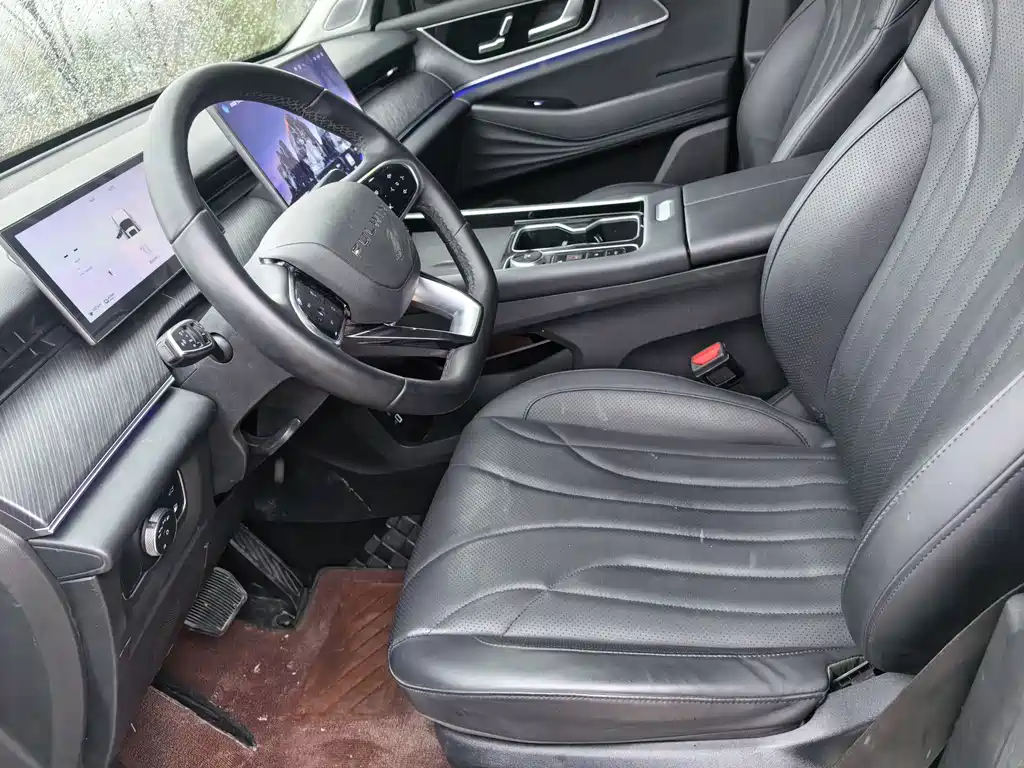 Fengyun T9 120 Long Range Flagship 7-seat Ternary Lithium