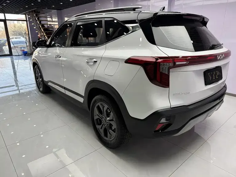 Kia Seltos 1.5 L CVT Luxury