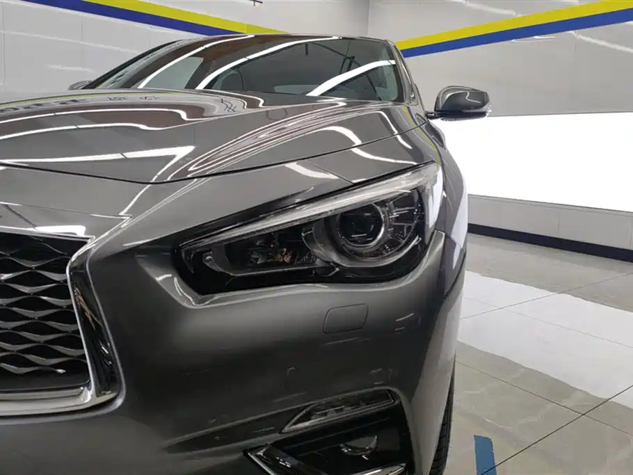 Infiniti Q50 L 2.0 T Comfort Enjoyment