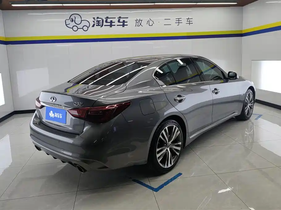 Infiniti Q50 L 2.0 T Comfort Enjoyment