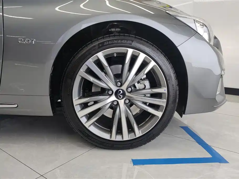 Infiniti Q50 L 2.0 T Comfort Enjoyment
