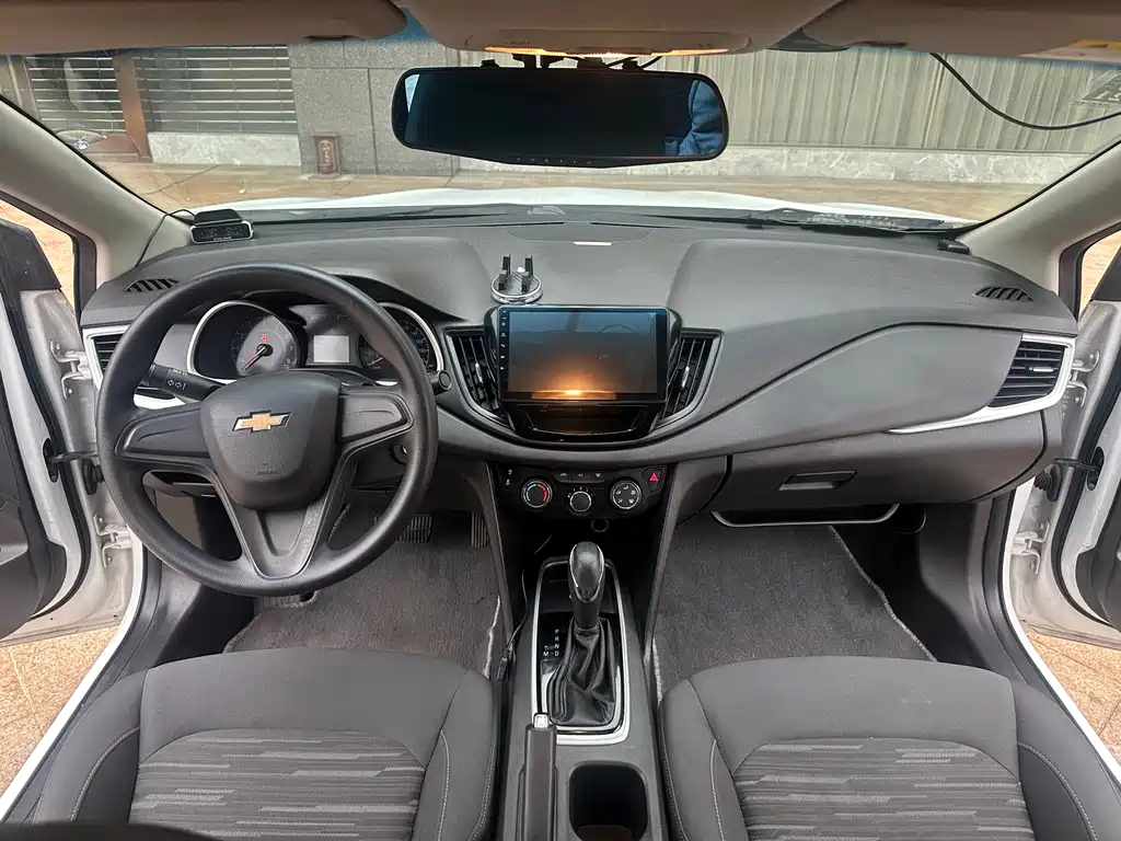 Cavalier 320 Auto Delight Sunroof