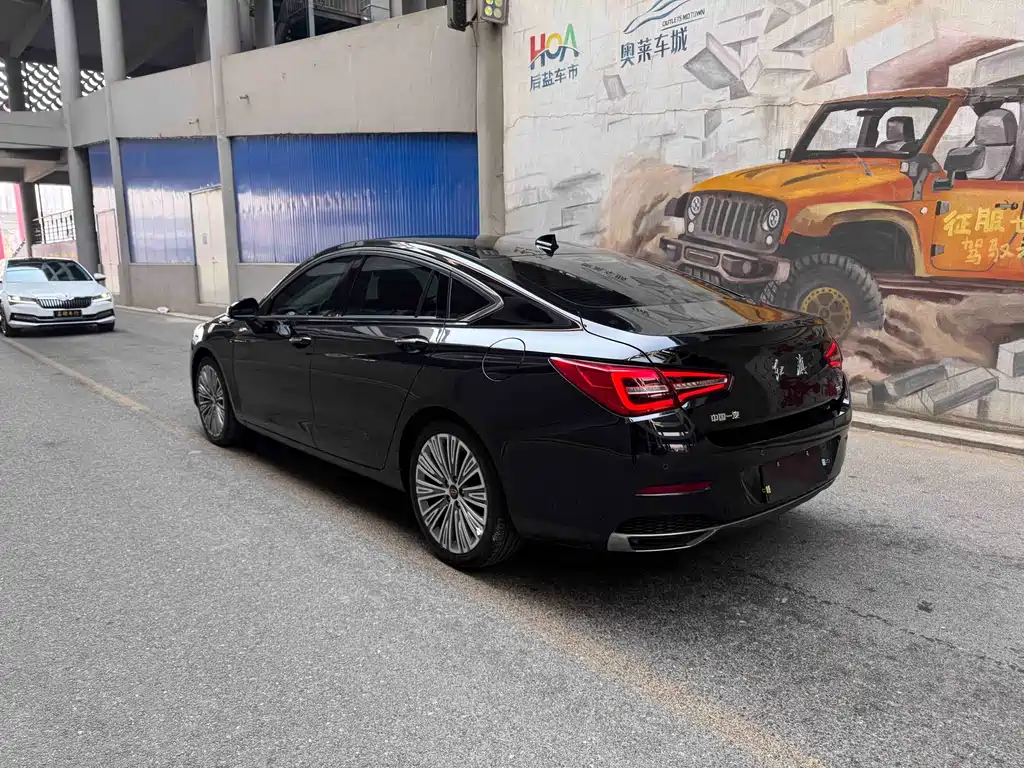 Hongqi H5 Classic 1.5 T DCT Flagship Charm
