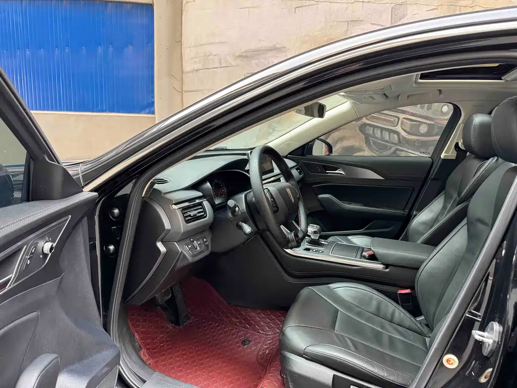 Hongqi H5 Classic 1.5 T DCT Flagship Charm