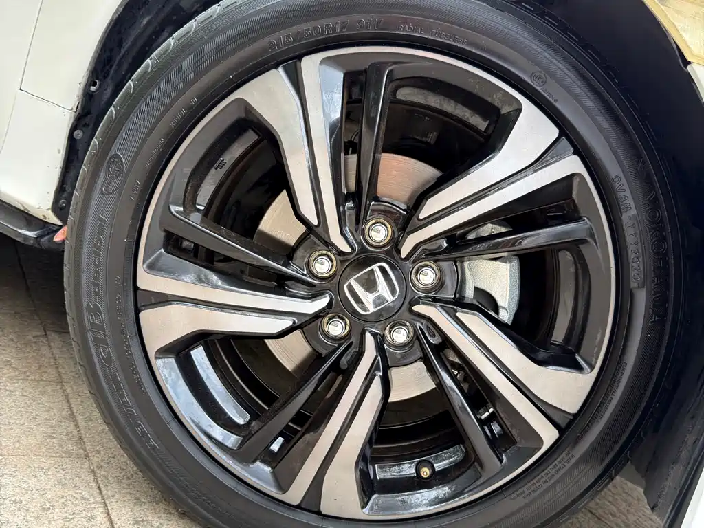 Civic HATCHBACK 220 TURBO CVT Trend Cool Control